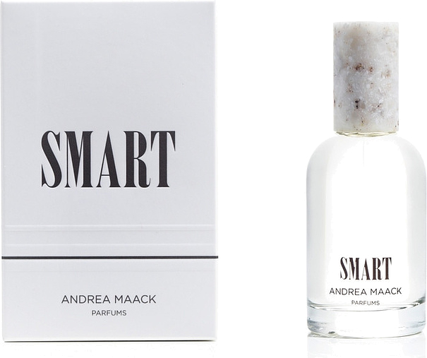 Andrea Maack Smart