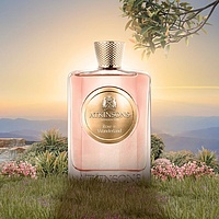 Atkinsons Rose in Wonderland