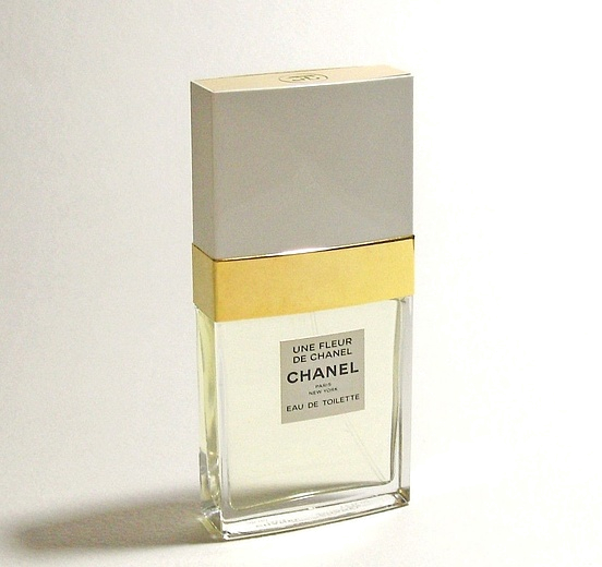 Chanel Une Fleur De Chanel