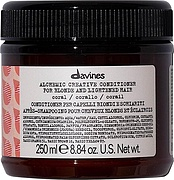 Davines Alchemic Conditioner (coral)