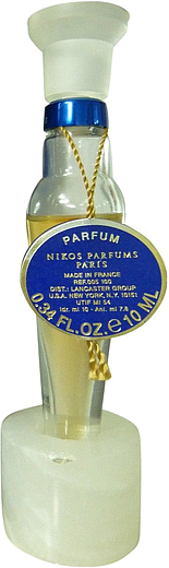 Nikos Sculpture
