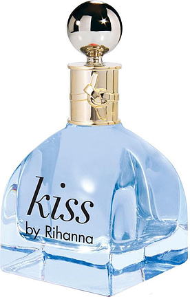 Rihanna Kiss