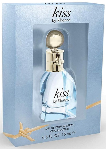 Rihanna Kiss