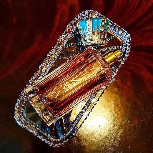 Royal Crown Ytzma