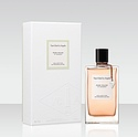 Van Cleef & Arpels Collection Extraordinaire Rose Rouge