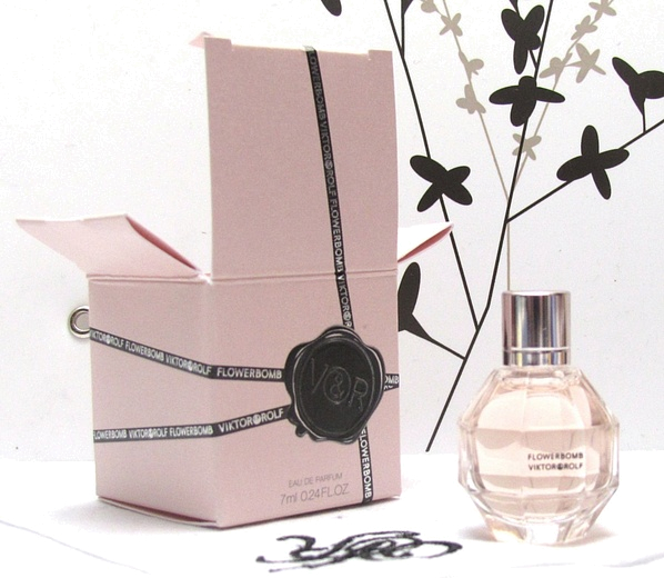 Viktor & Rolf Flowerbomb eau de toilette