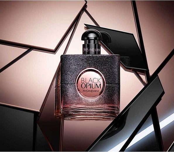 Yves Saint Laurent Black Opium Floral Shock