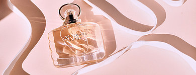Estee Lauder Beautiful Belle Love - 4 точки света