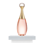 Новая версия аромата J'adore от Christian Dior стала ещё более сияющей