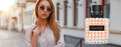 Valentino Donna Born In Roma Coral Fantasy — прогулка по Риму на закате дня